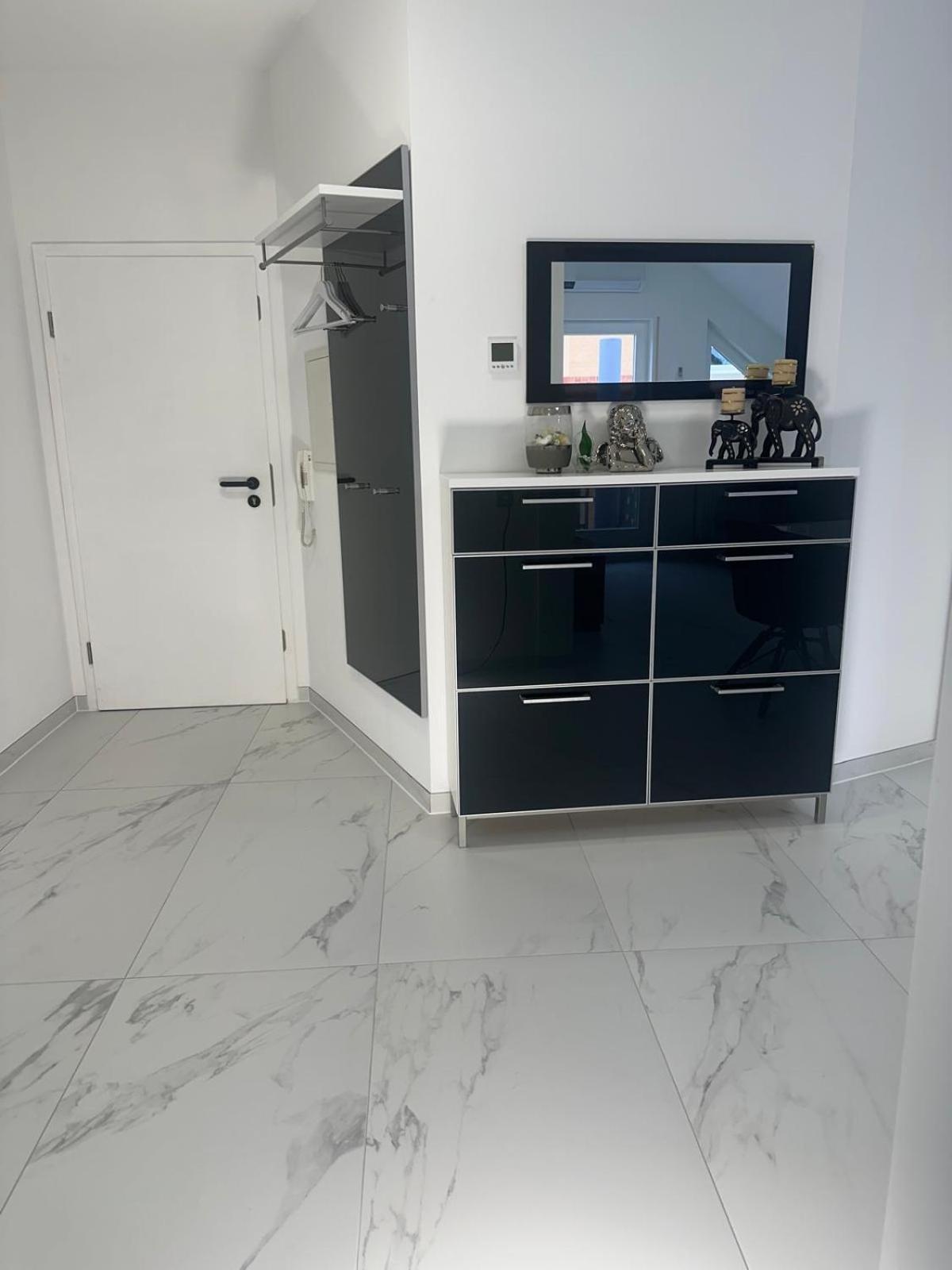 Flexible, Schoene Und Gut Aussehende Feriensuite Reutlingen Eksteriør billede