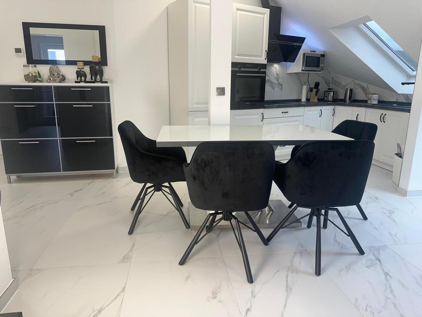 Flexible, Schoene Und Gut Aussehende Feriensuite Reutlingen Eksteriør billede