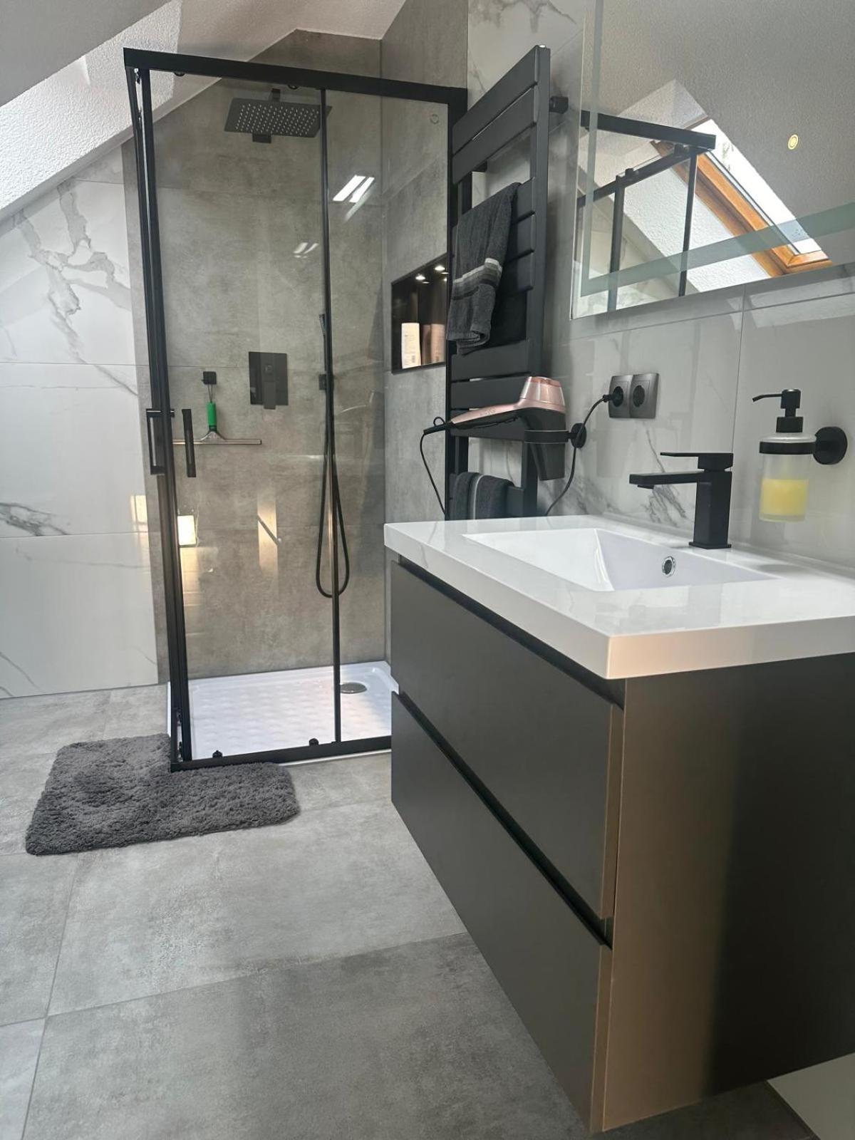 Flexible, Schoene Und Gut Aussehende Feriensuite Reutlingen Eksteriør billede